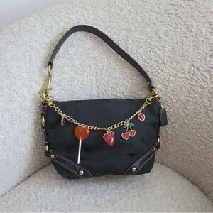 ♠️ 2007 Coach Carly mini bag ♠️